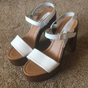 Steve Madden White leather block heels